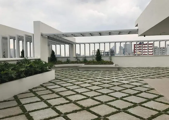 R'Holistay Vista Heights Legarda Near Ceu San Beda Manila